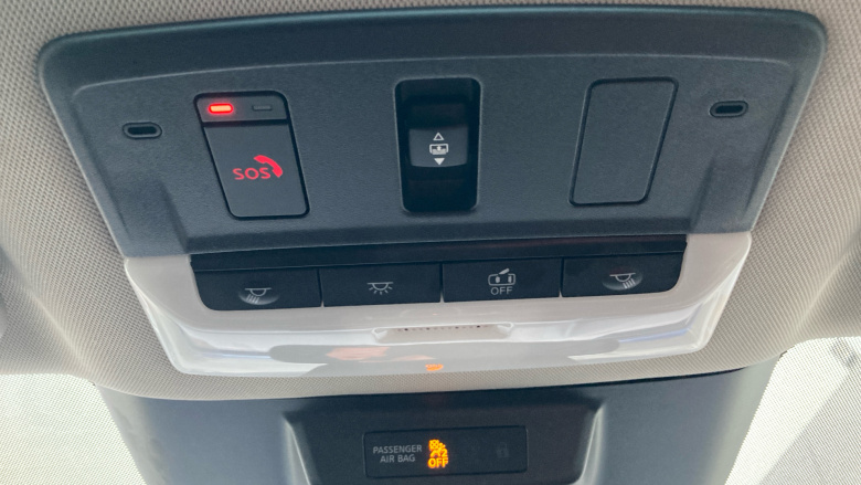 Nissan Qashqai 1.3 DiG-T MH 158 Premiere Edition 5dr Xtronic Petrol Hatchback